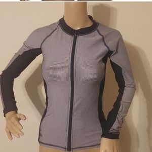 NWT Draper James Helen Jon Island Gingham Long Sleeves Surf Shirt ONLY one piece